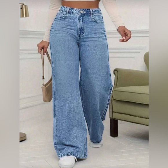 SHEIN Denim - SHEIN Light Blue Flare Jeans